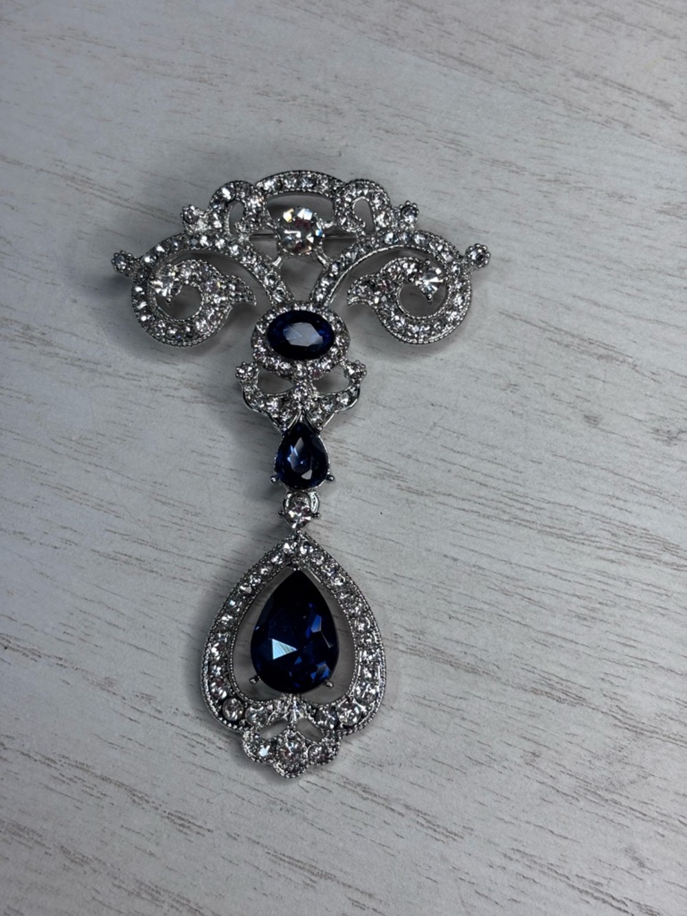Silver-Tone Brooch with Deep Blue Crystal Drops - Picture 2 of 4